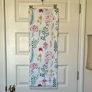 Beautiful Floral Patterned Table Runner